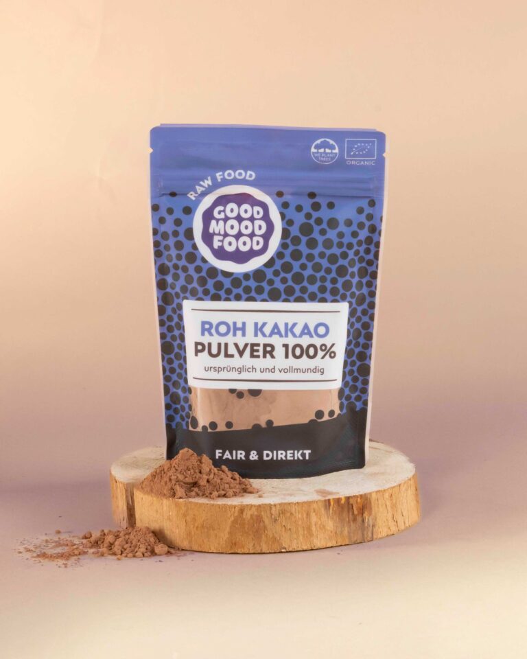Schokoladiges rohes Kakao Pulver